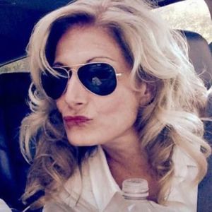 Meet your Posher, Pamela